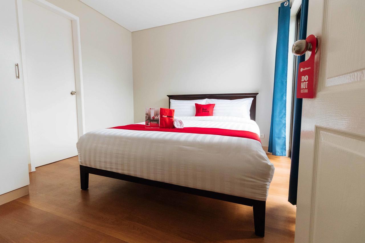 RedDoorz Plus near Capitol Commons Pasig City Exterior foto